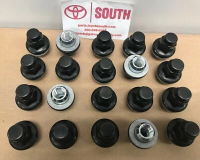 CONJUNTO DE 20 PORCAS PRETAS TOYOTA TUNDRA SEQUOIA LAND CRUISER PT076-0C200-02 FABRICANTE DE EQUIPAMENTO ORIGINAL - Imagem 1 de 3
