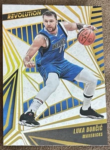 2023-24 Panini Revolution Luka Doncic #83 Blizzard Dallas Mavericks - Bild 1 von 2