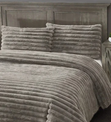 NEW Frye 3 Piece Luxury Queen Faux Fur Comforter Bed Set Charcoal Grey W 2 Shams - Image 1 of 4