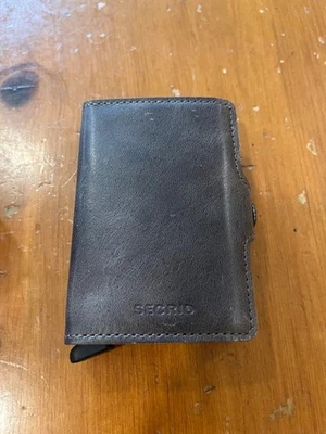 Secrid TV Twinwallet  Vintage Chocolate Brown Card Holder TV Vintage Chocolate - Image 1 of 4