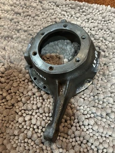Jeep Willy Front Axle Model 25/27 Knuckle Assembly Right 45-71 - Picture 1 of 18