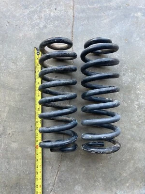 Front Coil Spring Set 92-06 Ford E350 Econoline Club Wagon 7.3L V8 Diesel - Image 1 of 2