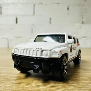 Hummer H3 National Parks White Orange 2007 MB666 - Picture 1 of 15