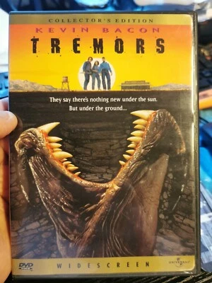 tremors collectors  edition  first ever region 1 release dvd - Image 1 of 2