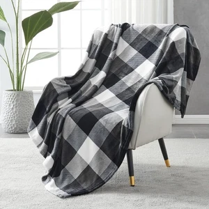 SOCHOW Buffalo Plaid Flannel Fleece Throw 50"×60", Black/White - Picture 1 of 12