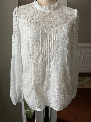 Blusa branca White House Black Market manga longa renda mista tamanho 10 - Imagem 1 de 4