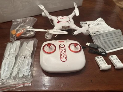 Syma X5UC-1 USB 2.4G Explorers 4 canales 6 ejes giroscopio RC drone cuadricóptero con controlador Foto 1 de 4