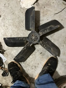 1973-1979 FORD F100 Truck  COOLING FAN 5 BLADE 74 75 76 77 78 OEM - Picture 1 of 1