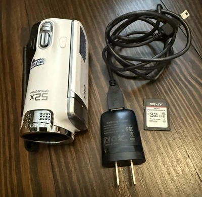 Videocámara Samsung HMX-F90 52x zoom óptico con cargador USB Foto 1 de 4