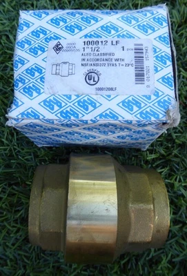 EUROBLOCK 1.5" 1-1/2" 100012 LF BRASS SPRING CHECK VALVE NEW - Image 1 of 4