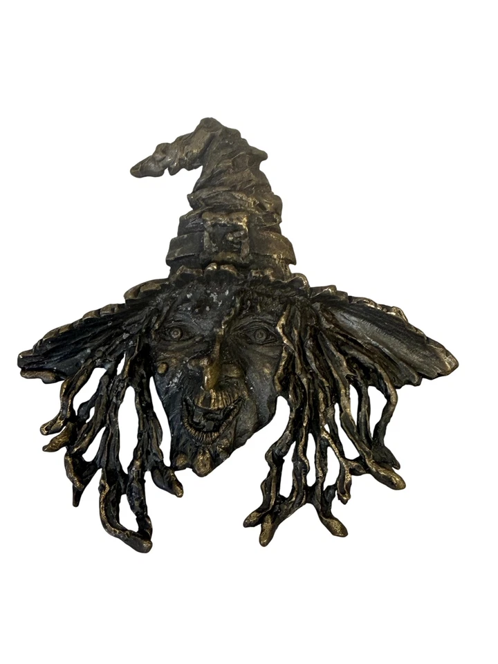 Vintage JJ Jonette Witch Hat Brooch Pin Bronze Tone Pewter Halloween Figural - Image 1 of 4