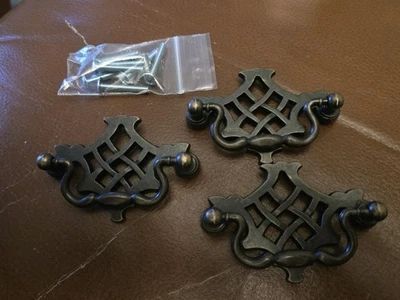 "Hafele Richmond" Antique brass style Drop Handle 31mm / 75 mm Drawer Handles - Image 1 of 4