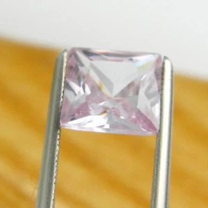 Square 7x7mm Princess Cut Light Pink Colour Cubic Zirconia Loose Gemstone - Picture 1 of 5