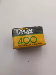 Kodak TMAX 400 Black and White Film 35mm 36 Exp. Exp. 06/2002 - Picture 1 of 1