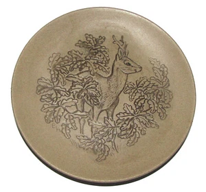 Poole pottery plate  stoneware wildlife ' Deer '  1st Quality (6759) - Picture 1 of 5
