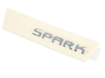 OEM P95328078 "SPARK" emblema letras plateadas para Chevrolet Spark Ems Track# Foto 1 de 3