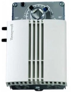 HONEYWELL W7751G-1003 (New in factory packaging) - Picture 1 of 4