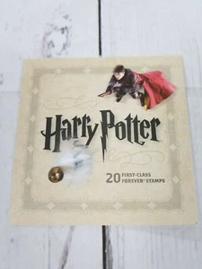 2013 Harry Potter Complete Booklet with 20 Forever Stamps (Excellent Condition) - Picture 1 of 8