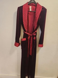 Jonquil by Diane Samandi Robe Womens Small Burgundy Velvet Quilted Satin Belted - Picture 1 of 17