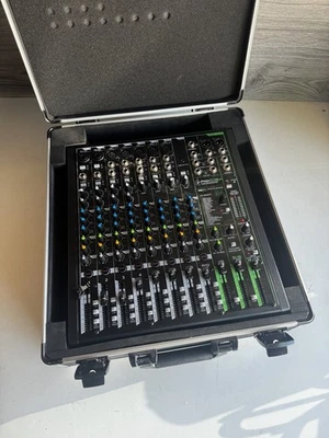 Mackie ProFX10v3 12-Channel Sound Reinforcement Mixer with Built-In FX with USB - Image 1 of 4