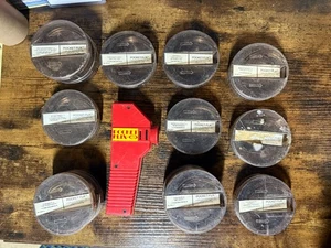 VINTAGE 1970er IDEALER POCKET FLIX MOTORISIERTER FILMBETRACHTER MIT 10 FILMEN - Bild 1 von 11