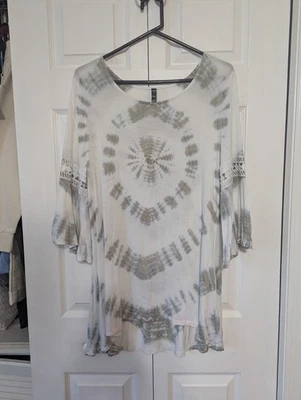 Lapis Women's White & Gray Tie Dyed 3/4 Flutter Sleeve Lace Detailing Size M. - Изображение 1 из 4