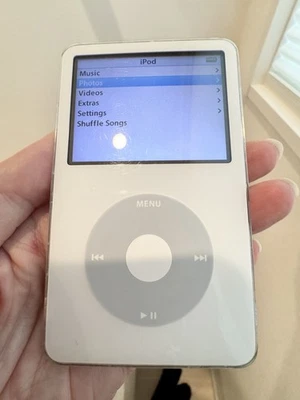 Apple iPod Video 5th Generation Classic 30GB A1136 w/ New Battery (+Wolfson DAC) - Image 1 of 4