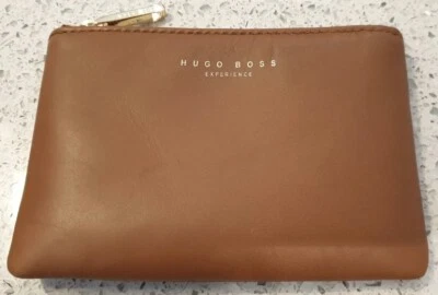 Monedero pequeño BOSS HUGO BOSS de cuero tostado tono dorado con cremallera Foto 1 de 4