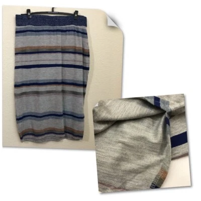 Falda Midi Pequeña Juicy Couture Metálica Acanalada Rayas Abertura Lateral Cintura Elástica Nueva con Etiquetas Foto 1 de 4