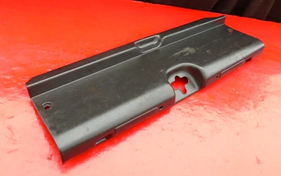 94-01 ACURA INTEGRA MALETERO PARED RASGUÑO PLACA CUBIERTA PANEL MOLDURA OEM 4 PUERTAS NEGRO Foto 1 de 4