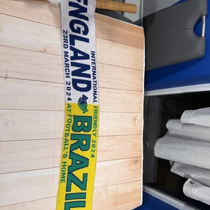 England V Brasill Match Schal 23RD MÄRZ 2024 FUSSBÄLLE HEIM - Bild 1 von 10