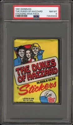 PSA 8 近乎完好 1981 年 DONRUSS DUKES OF HAZZARD 蜡包贴纸 45808 — 第 1/2 张图片
