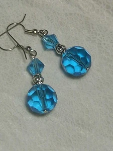 CYNTHIA LYNN "NAVAGIO BEACH" AQUA BLUE GLASS CRYSTAL EARRINGS 1.5" - Picture 1 of 1