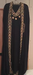 2 pieces EXCLUSIVE FANCY KAFTAN ARABIAN WOMEN DRESS ABAYA JALABIYA ISLAMIC - Picture 1 of 5