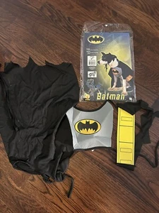BATMAN Dog Pet Costume Superhero DC Comics  Medium Cape Belt Head Chest Piece - Picture 1 of 9