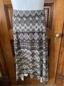 Maurices Black & White Tribal Long Maxi Skirt XL Stretch Drip Sides - Picture 1 of 5