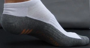 KENNETH COLE Reaction Mens SOCKS Low Cut TRAINER SPORT COMFORT Workout Large NEW - Picture 1 of 1