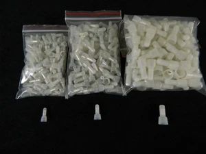 150 PK 10-12 14-16 CALIBRE 18-22 NYLON TAPAS CRIMPADORAS EXTREMO CERRADO 50 PIEZAS CADA UNA - Imagen 1 de 4
