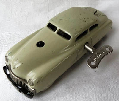 Schuco Varianto 3041 Limo - guter Zustand - mit orig. Schlüssel - läuft - Bild 1 von 4