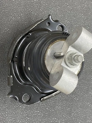 Cojín de soporte del motor Charger Challenger 300 3.6 5.7 2011-21 lado izquierdo derecho OEM#  Foto 1 de 4