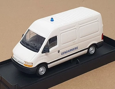 Verem 1/43 Scale V288 - Renault Master Van Gendarmerie - White - Image 1 of 4