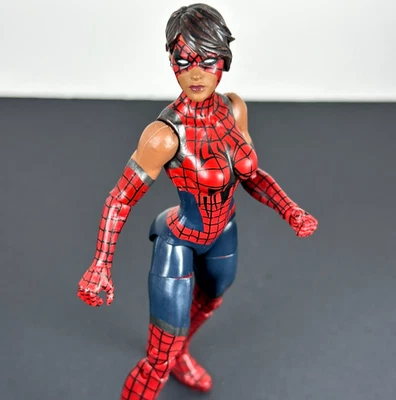 Marvel Legends Spider-Girl Ashley Barton Web-Slinging Heroines- Space Venom BAF Foto 1 de 4