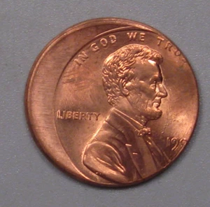 Error Penny BU Red 199x Lincoln Penny Off-Center.  #11 - Picture 1 of 5