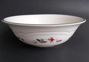 Cuenco para servir verduras Pfaltzgraff Snow Village 8 7/8" vacaciones de Navidad - Imagen 1 de 5
