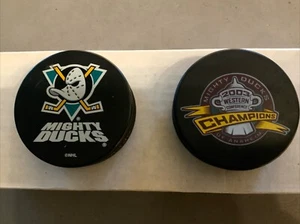 2003 Western Conference Champions & Mighty Ducks of Anaheim Inglasco Hockey Puck - Picture 1 of 5