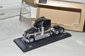 Camión tractor International Lonestar 1:64 IXO 64TR009A 2010 NEGRO/PLATEADO - Imagen 1 de 1