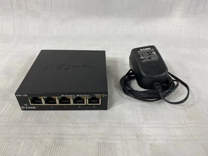 D-Link DGS-105 5-Port Gigabit Switch Tested Guaranteed - Photo 1/4