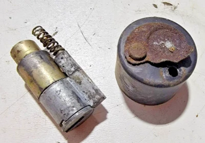 Bloqueo de dirección manillar T9927 1974-1976 Honda CB200 CB200T CB175 CL175 CL200 Foto 1 de 4