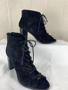 Report Willamette Womens Size 9.5 Black Velvet Peep Toe Ankle Boot Pumps EUC - Picture 1 of 12