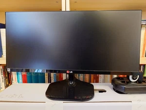 LG 25UM65-P Monitor 21:9, 25" Zoll, 2.560 x 1.080 - Bild 1 von 2